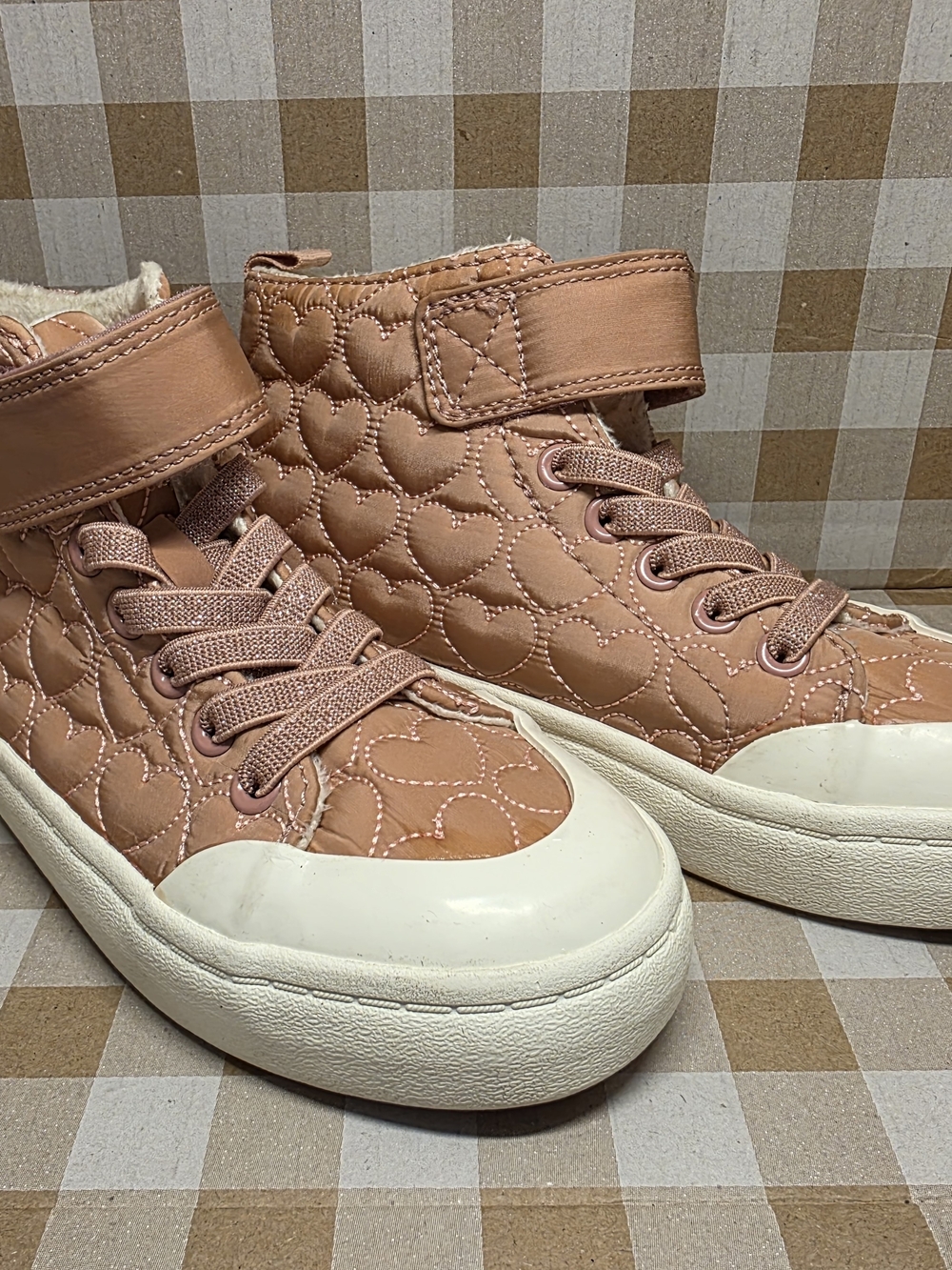 H&M Kids Quilted High-Tops in Dusty Pink Tan